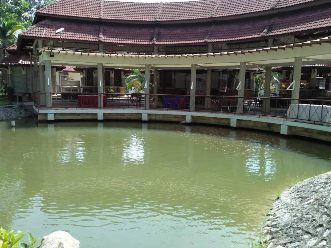 Hotel Felda Residence Hot Springs Сунгкай Екстериор снимка