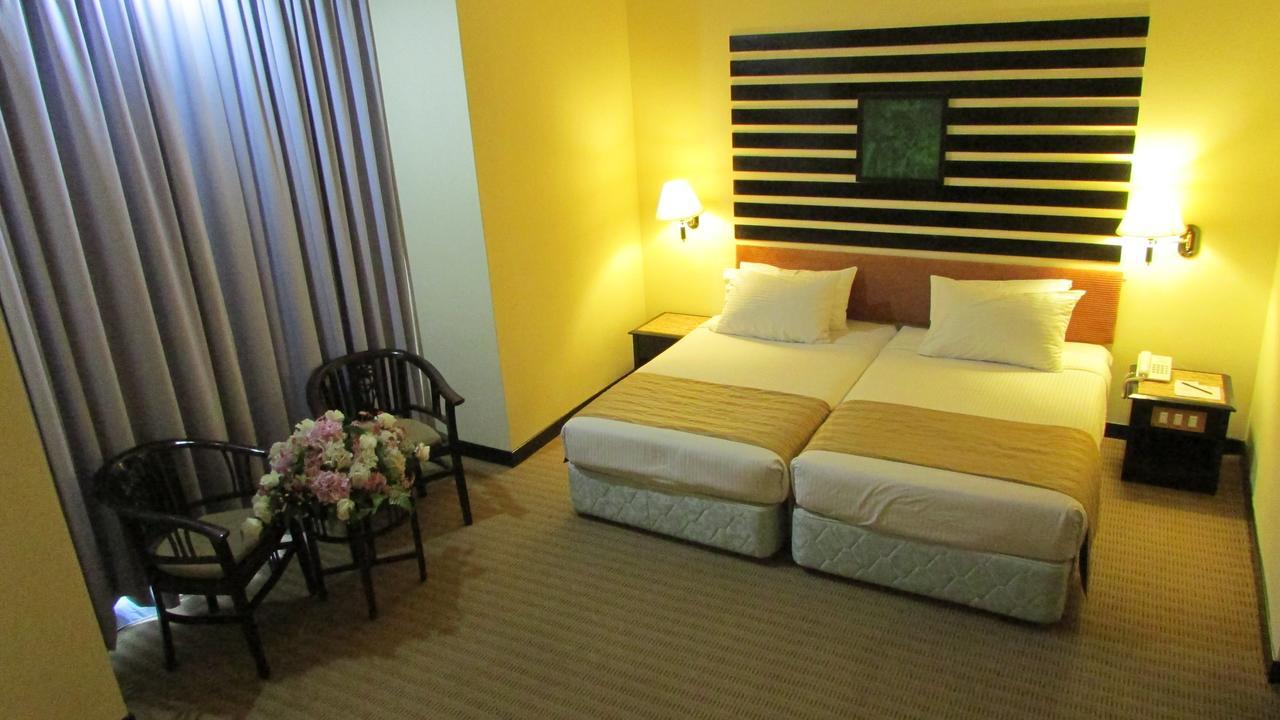 Hotel Felda Residence Hot Springs Сунгкай Екстериор снимка